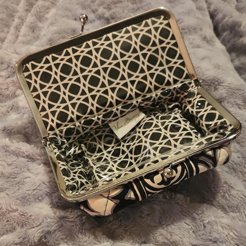 Elegant Black and Cream Clutch